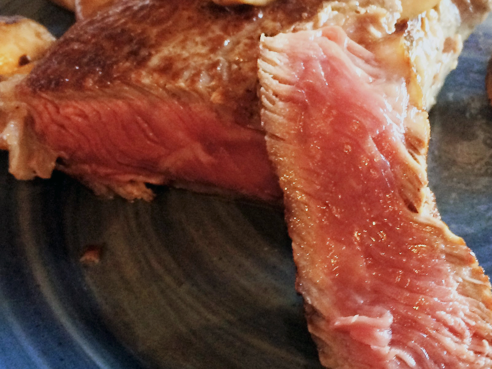 This Pan-Seared Kansas City Strip Steak is all about letting the steak shine. With just a sprinkle of salt and pepper and a foolproof searing technique, you’ll experience steak in its purest form. Bonus: buttery mushrooms on the side!