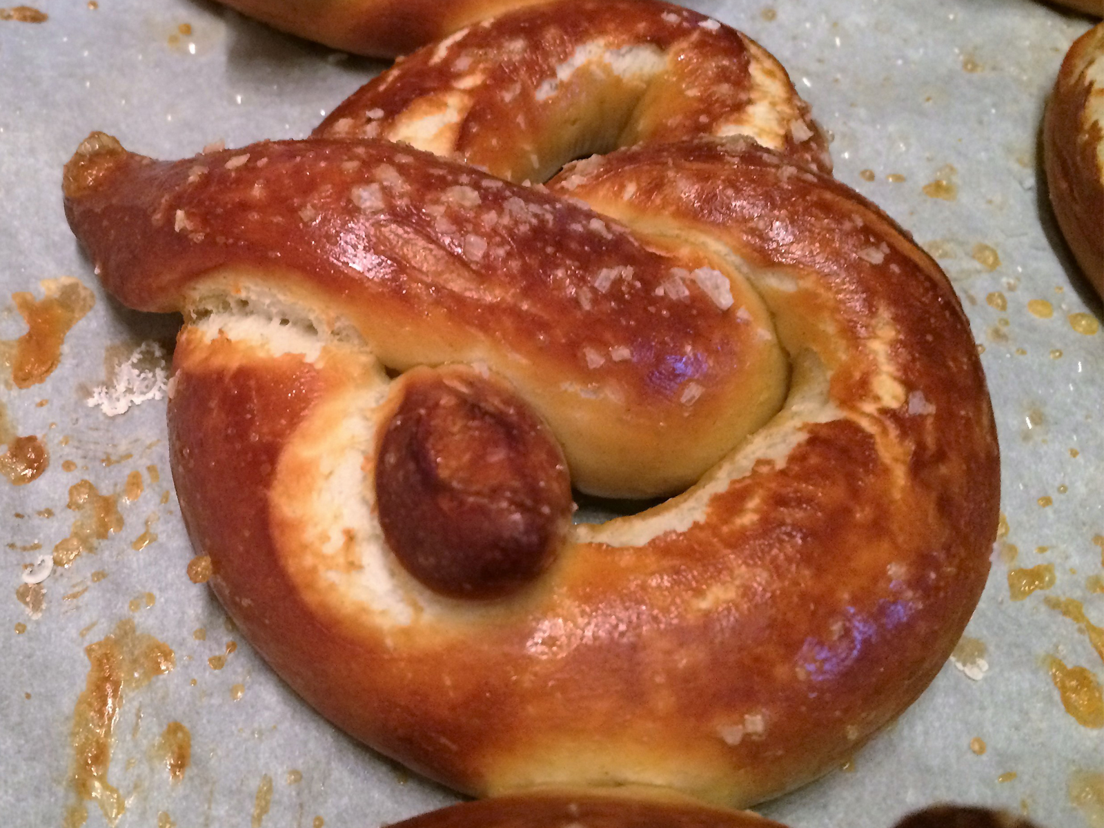 Eric’s Buttery Soft Pretzels are melt-in-your-mouth delicious! Perfect fresh out of the oven, or paired with honey mustard or nacho cheese for ultimate snacking bliss.