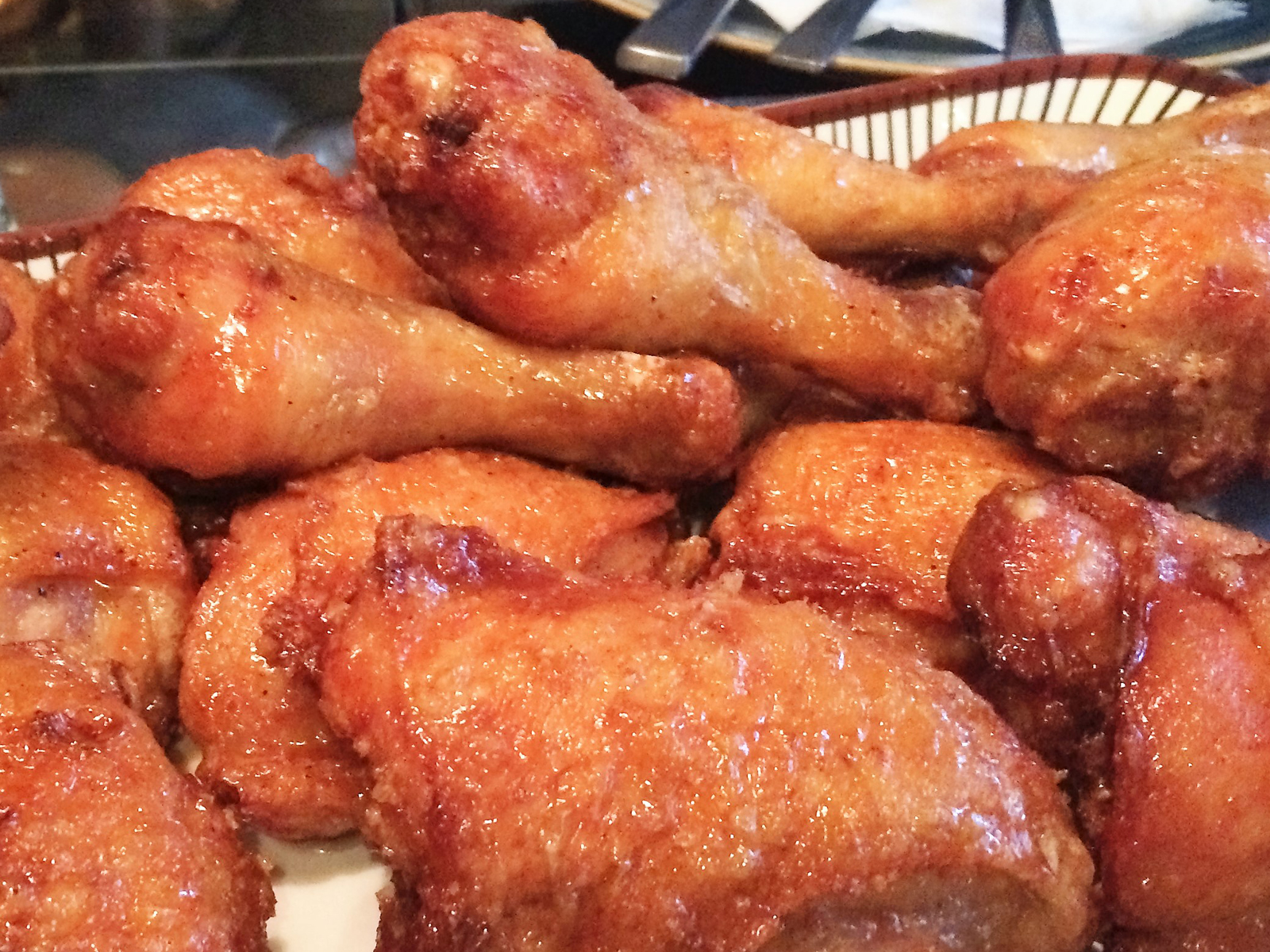 Sriracha Maple Fried Chicken combines crispy fried chicken with a sticky, spicy-sweet glaze that’s irresistible. Perfect on its own or piled high on waffles.